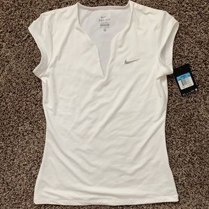 New women’s Nike tennis shirt!